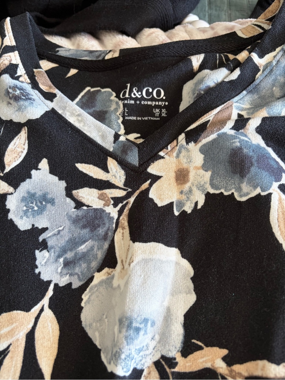Denim&Co Black V-Neck Floral Top with Blue and Cream Blooms